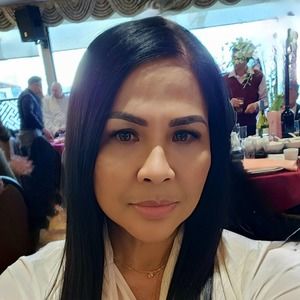 Meet your Posher, Vicky